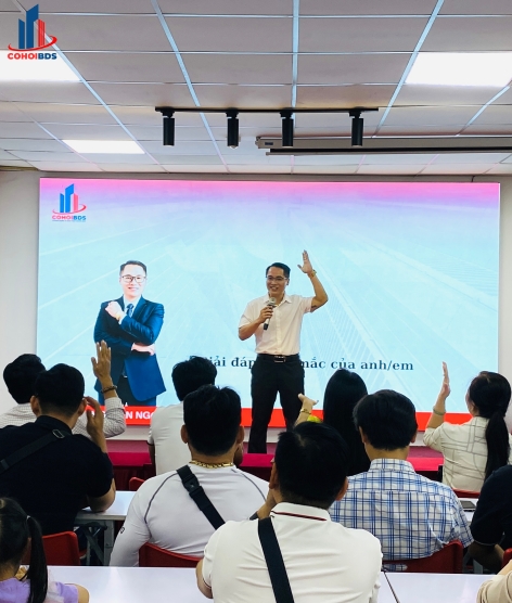 tự làm hay vào đội nhóm bđs tự làm hay vào đội nhóm bđs