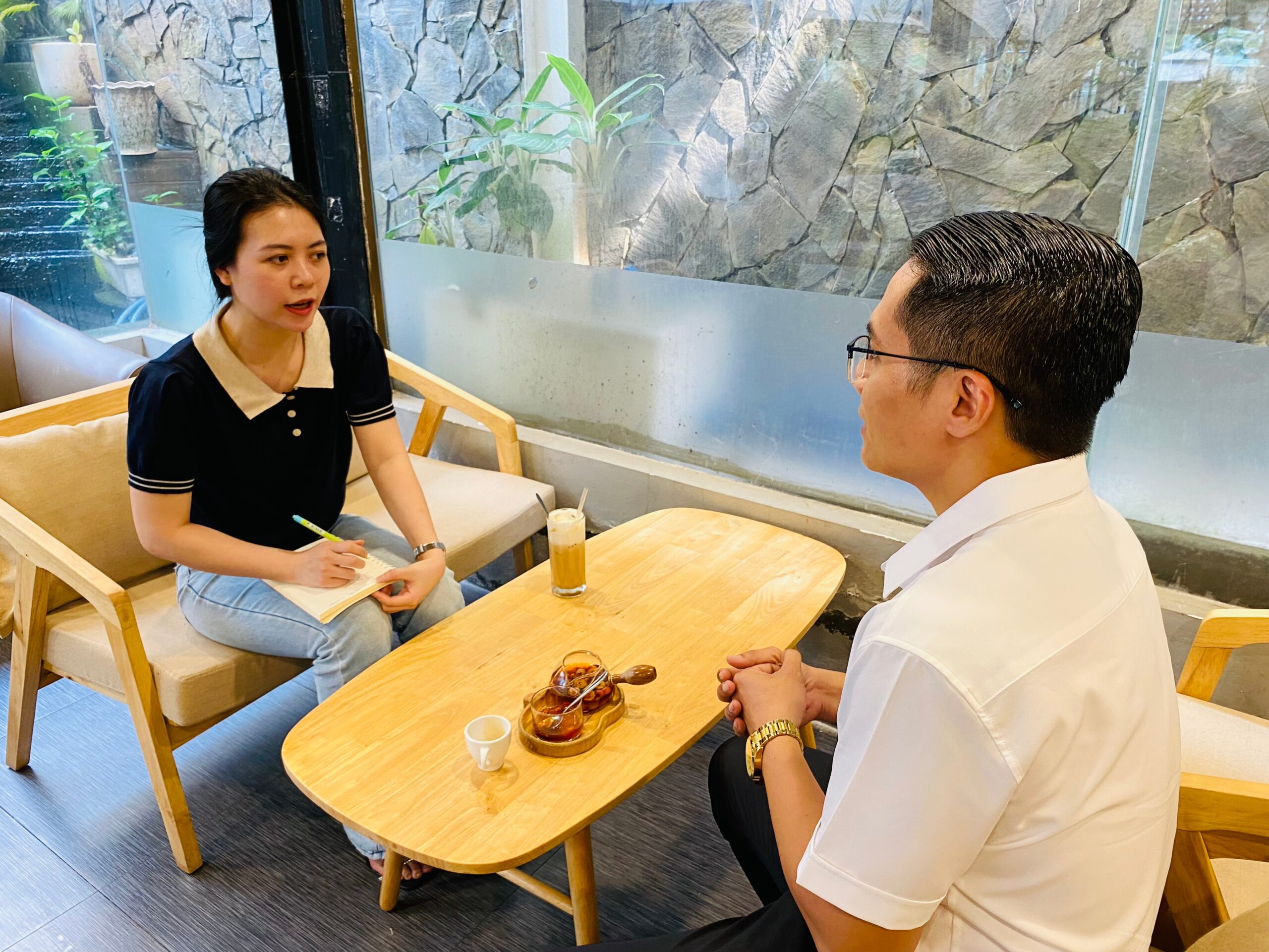 Tuyển dụng nhân viên kinh doanh bất động sản Phường Gò Vấp 2026 2 Nhân viên kinh doanh bất động sản là làm gì?