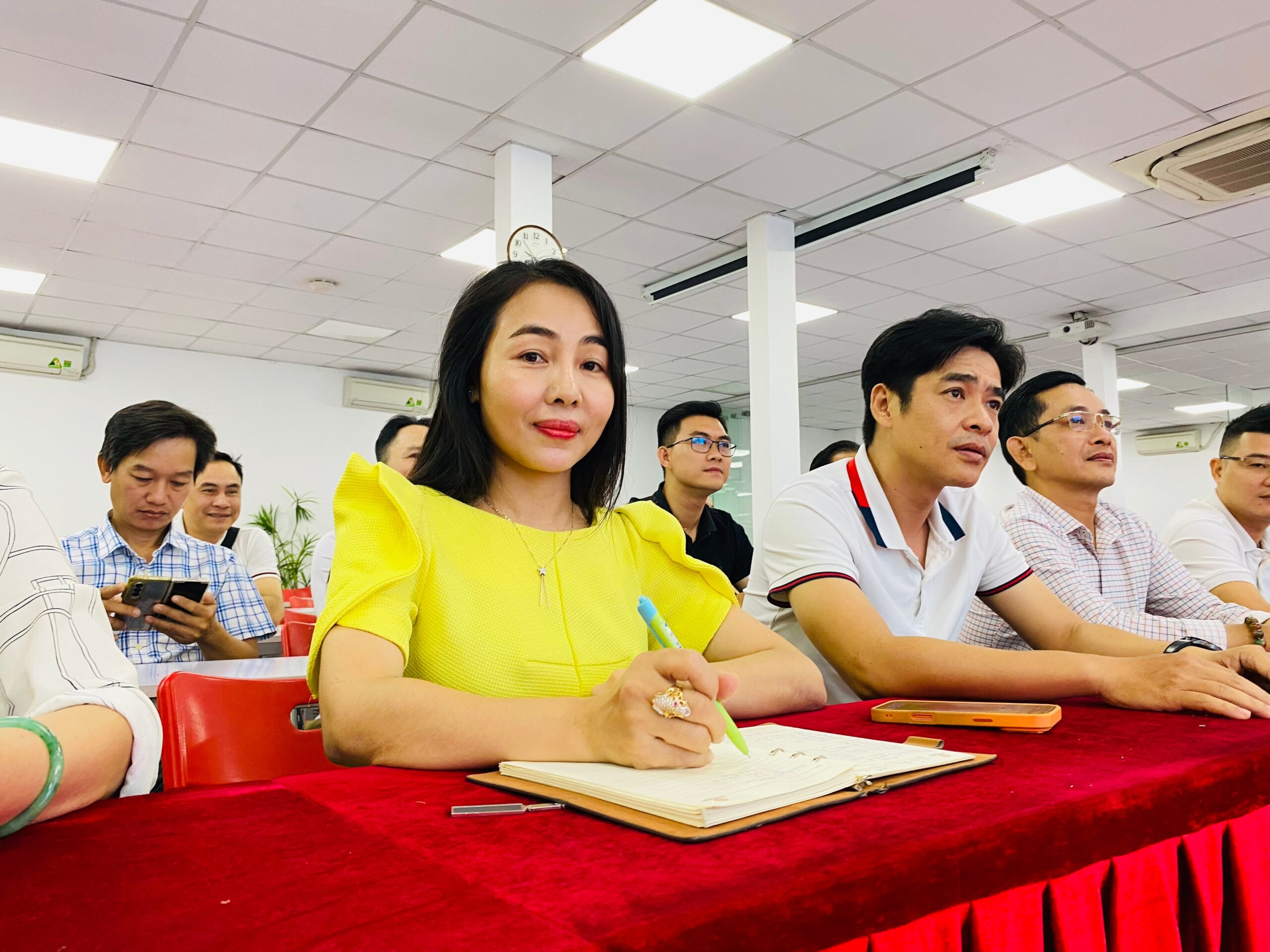 Tuyển dụng nhân viên kinh doanh bất động sản tại Phường An Nhơn.