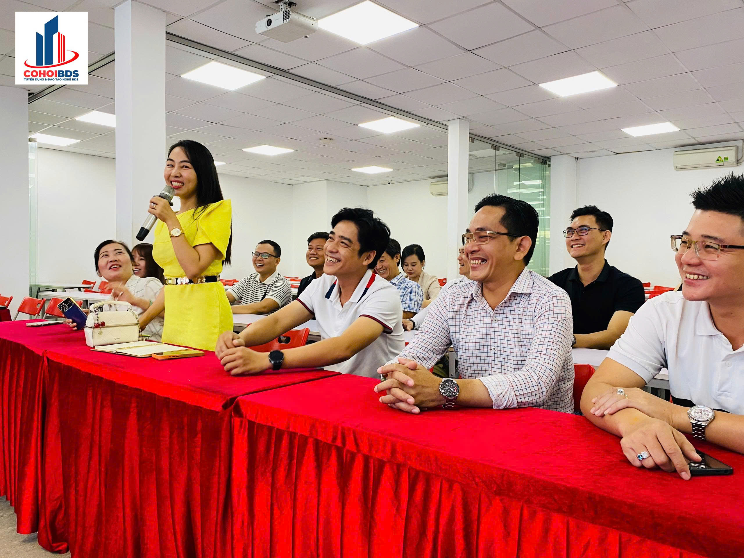 tuyển dụng nhân viên kinh doanh bất động sản tại Phường Nhiêu Lộc
